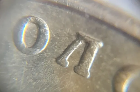 (5190) 1 гривня 2012 двійний удар вліво на буквах "ВОЛОДИМИР" на реверсі (1 гривна 2012 брак) Де купити