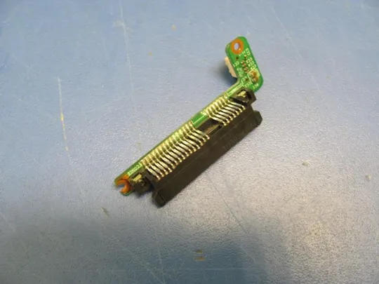 №50-10 адаптер для жорсткого диска MS-16F1C 109K391071 для MEDION ERAZER X6811 X6812 GX660 MS-16F2 MS-16F1 оригінал Ціна