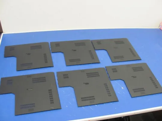 номер0220-22 сервісна кришка,Сервісна кришка для ноутбука,Корпус,Дно,Панель доступу,Кришка доступу,service cover 0F069C для Dell Latitude E5500 оригінал Ціна