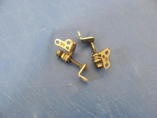 №6-39 петлі кріплення для Toshiba Portege R30-A-13W оригінал Ціна