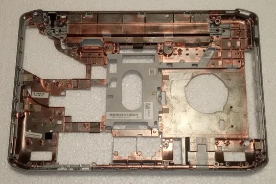 Купити Нижня частина корпуса (поддон) з ноутбука DELL Latitude E5430 AP0M3000500 0YB4J9