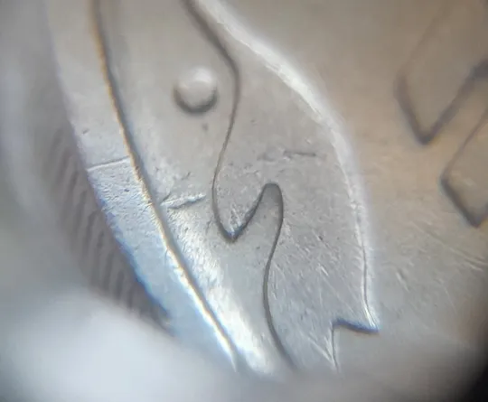 (7026) 50 копійок 1992 1АВм поворот (порушення соосності) + викрошка біля 6 грона на реверсі (50 копеек 1992 брак) Продаж