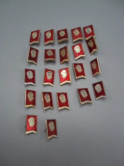 Знак ленин портрет профиль на красном флаге ссср флаг вымпел лот 22 шт №17374 Ціна