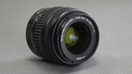 Купити SMC Pentax-DAL AF 18-55mm/3.5-5.6 AL ф52мм штатный зум для цифровыx камер Pentax