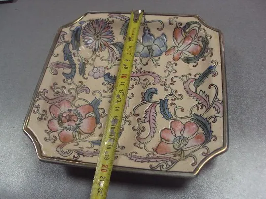 Декоративная трофейная тарелка Япония фарфор узор цветы  размер 20 х 20 см, кракелюры №242 Продаж