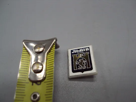 Знак герб Львов замок лев ссср стекло ситалл №16538 Ціна