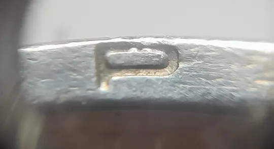 Купити (5384) 1 гривня 2005 дві невеликі викрошки у букві &quot;Р&quot; слова &quot;ГРИВНЯ&quot; на гурті (1 гривна 2005 брак)