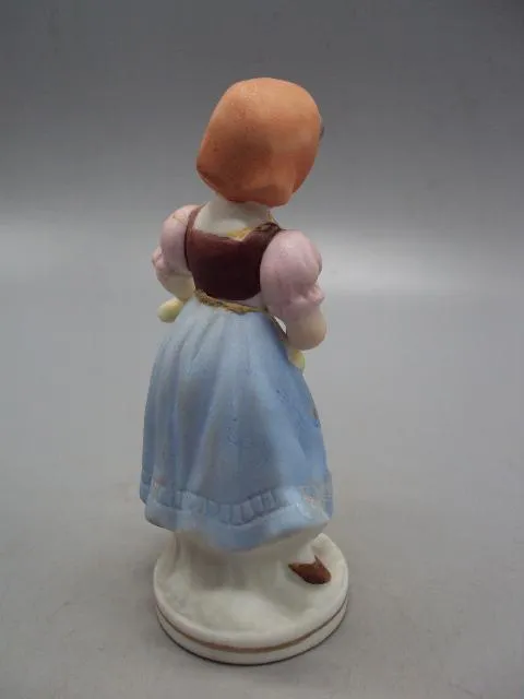 Фигура фарфор статуэтка Германия девочка с яблоками высота 12,3 см под реставрацию №596м З аукціону