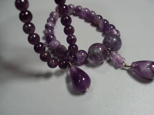 Набор серьги, браслет и колье ожерелье бусы капельки аметист натуральный камень №11250м Де купити