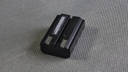 Купити Оригинальная Li-ion аккумуляторная батарея Nikon model: EN-EL1/ Minolta NP-800 Вживане