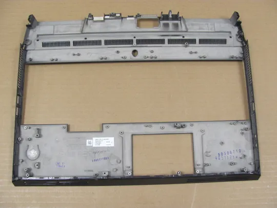 Купити 767-1 Кришка панель палмрест 0036Y0 AM2F1000701  для Dell Alienware Area 51m  оригінал