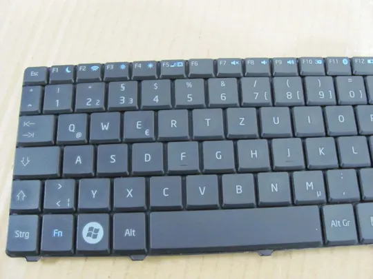 номер0230-6 клавіатура,Клавіатура для ноутбука  Keyboard,Клавіатура робоча MP-08G66D0-528 для BLUECHIP SP15-DIS оригінал З аукціону