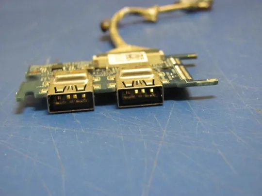 №115-25 USB плата 04Y8T1 для DELL INSPIRON 15 7000 оригінал Недорого