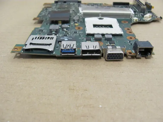 517-9 материнська плата SR17C CP668204-01 CP620570 для FUJITSU LIFEBOOK E754  оригінал Недорого