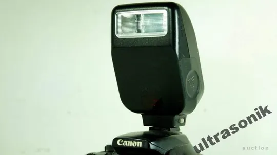 фотовспышка Canon Speedlite 200E для Canon EOS Ціна