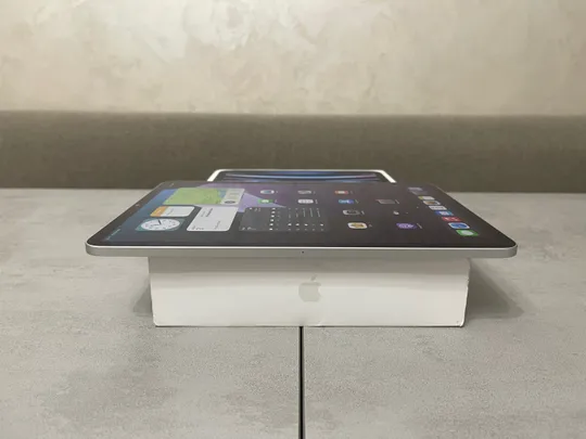 Планшет Apple iPad Pro A2759, MNXG3LL/A, 4th Gen 2022, 11&quot;, Apple M2, 8GB, 256GB. Гарантія З аукціону