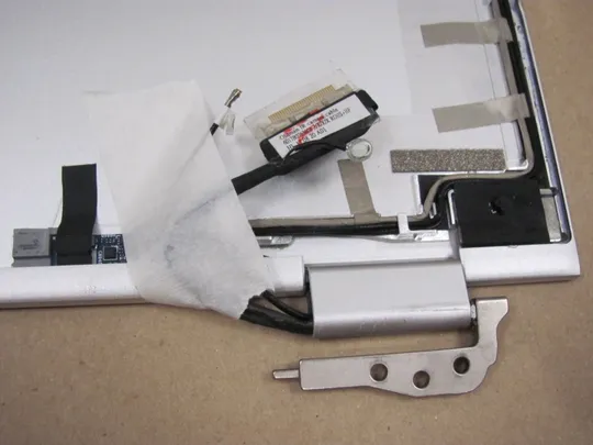 643-5 кришка матриці 6070B1063701  з петлями і шлейфом  для HP ELITEBOOK X360 1030 G2  оригінал Інтернет-аукціон