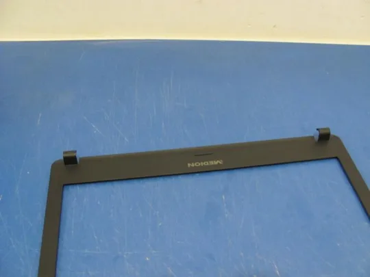 684-24 рамка матриці PLARN41BA0-1101 для MEDION AKOYA E4214 оригінал Продаж