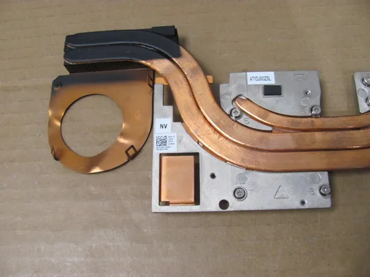 номер0904-10 система охолодження 0YJNJK AT1DJ003ZAL  для Dell Precision 7720 7710  оригінал З аукціону