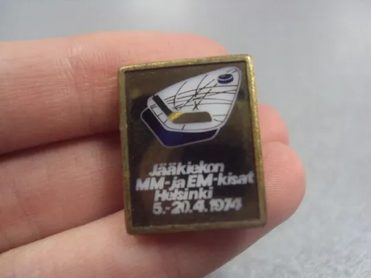 знак хоккей хельсинки 1974 ситалл №5557 Продаж