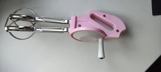 Ручной миксер,цена СССР, новый mn224 , работает без электричества! Характеристики