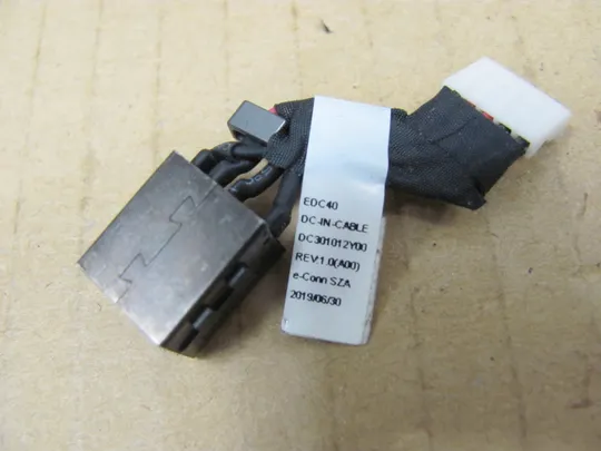 697-37 роз&#039;єм живлення 0T77NM DC301012Y00 для DELL Latitude 7400 E7400 оригінал Де купити