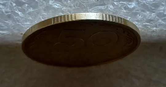 (7214) 50 копійок 1992 1ААк поворот (порушення соосності) (50 копеек 1992 брак сдвиг) Де купити