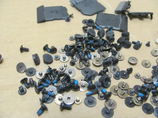 номер0927-9 комплектуюче гвикти заглушки для HP EliteBook 840 740 745 G1 G2 ZBOOK 14 G2 оригінал Продаж