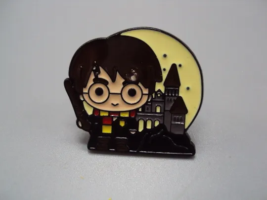 Значок пін Гаррі Поттер і Хогвартс Harry Potter Hogwarts знак брошка №18506 Ціна