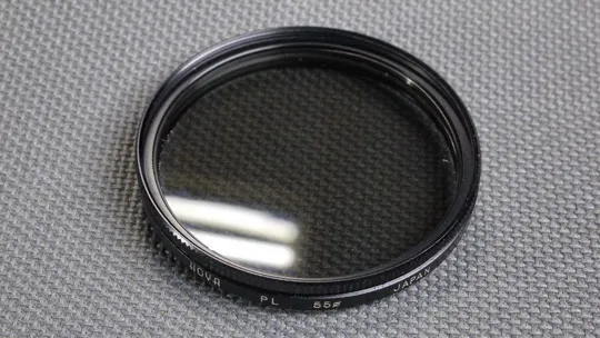 Купити #2 HOYA Polarizer PL 55мм. поляризационный светофильтр 100% оригинал Japan Вживане
