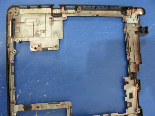 №235-7 Кришка дно піддон корпуса 13N0-1BA0611 для Medion Akoya E6412T оригінал Інтернет-аукціон