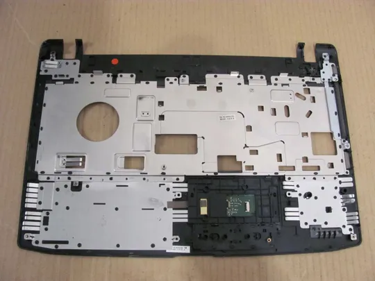 Купити 487-4 Кришка панель палмрест та тачпад 60.4MX04.003 для MEDION P6816 E6228 оригінал