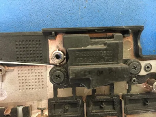 №15-29 Кришка панель палмрест та тачпад AP0EZ0002001 для LENOVO G565, G555, G560E оригінал З аукціону