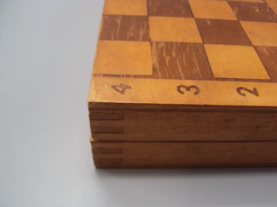 Шахматная доска маленькая дерево 20 х 21 см настольная игра шахматы ссср №18528МЯ Недорого