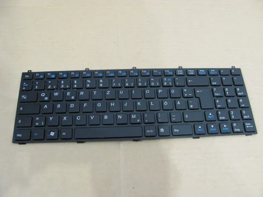 522-25 клавіатура робоча MP-08J46D0-430 6-80-M9800-072-1 для TERRA 1528 1509P оригінал Ціна