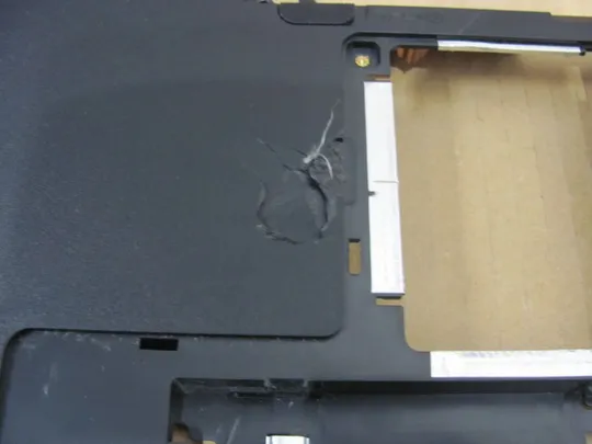 497-2 Кришка дно піддон корпуса 13N0-ZXA0302 H000038180 для Toshiba Satellite C870 C870D C875 C875D оригінал З аукціону