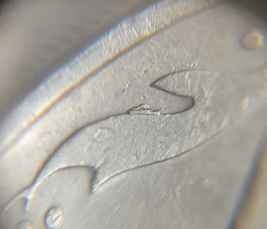 (7410) 50 копійок 1992  1АЕм викрошка на вінку між 7 та 8 гронами (50 копеек 1992 брак) Ціна