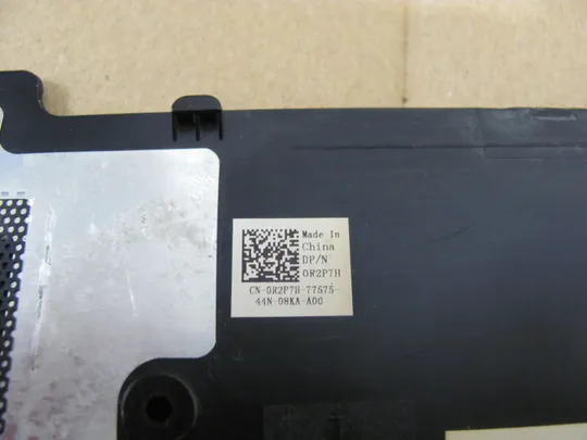431-1 сервісна кришка  0R2P7H для Dell Inspiron 15 3000 3541 3542 3543 оригінал Характеристики