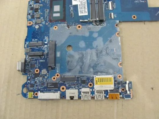 №360-20 материнська плата 6050A2723701 852724-601  i3-6100U для HP 640 G2, 650 G2 оригінал З аукціону