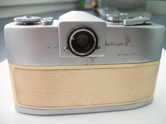 Фотоаппарат Нарцисс, НАРЦИСС . Объектив ВЕГА-М-1 , белый корпус.  Футляр Продаж