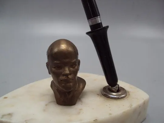 Купити Письменный прибор с авторучкой Свердловский завод русский самоцвет Ленин бюст металл ручка №13709