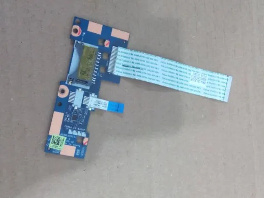 номер0315-18 Плата тачпада CARD READER LS-B304P NBX0001LP00 для TOSHIBA SATELLITE C50 C55 L55 оригінал Ціна