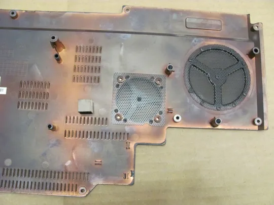 555-2 сервісна кришка 6-42-W870S-101 для Clevo W87CU оригінал З аукціону