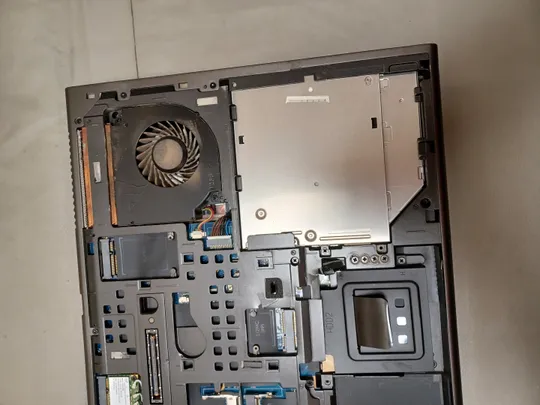 0835 Dell Precision M6800  core  I7 НІМЕЧЧИНА в Україні