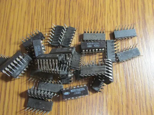 МИКРОСХЕМИ  К553УД1А, В лот 5шт. НОВІ З аукціону