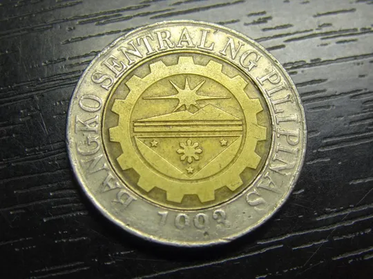 Купити 10 пісо 2010 Філіппіни