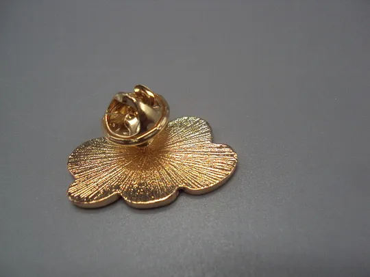 Значок пін погода хмара хмаринка хмарка знак брошка №18460 З аукціону