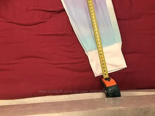 Костюм для прогулянки розмір S Де купити