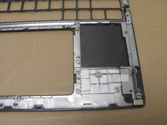 номер0978-3 корпус кришка палмрест корпус топкейс cover-C 02GKJD AP3MM000901 для Dell Precision 7670 7680  оригінал Де купити