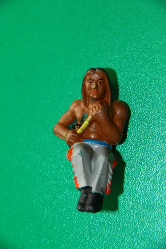 індіанець ГДР №100 ВЕСЛУВАЛЬНИК Олександр Гейнер ДУЖЕ М`ЯКА РЕЗИНА Ціна